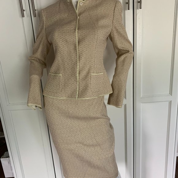 Tahari 6 cream bone tan suit jacket skirt - Picture 1 of 7